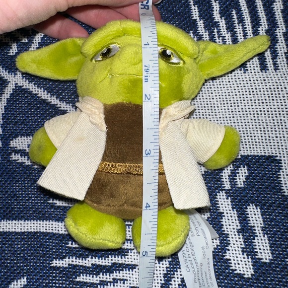 Star Wars Yoda Stuffed Animal - Picture 2 of 5